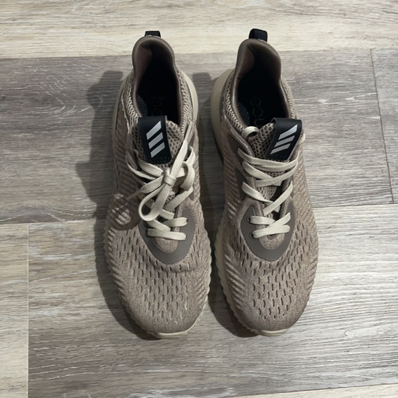 Adidas AlphaBounce Men’s 6 1/2  GREAT SHAPE🤗 - Picture 2 of 10